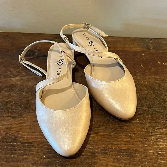 Katy Perry Collections Shoes Katy Perry Low Heeled Closed Toe